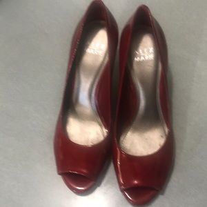 Alex Marie 7/12 M Pumps intense red